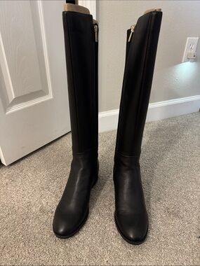 Women's Over-the-Knee Black Leather Zip-Back Boots